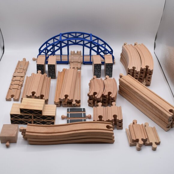 Lot of over 45 TRACK LOT Curves Ramps Straights Ascending Wooden Railway… - Picture 1 of 13
